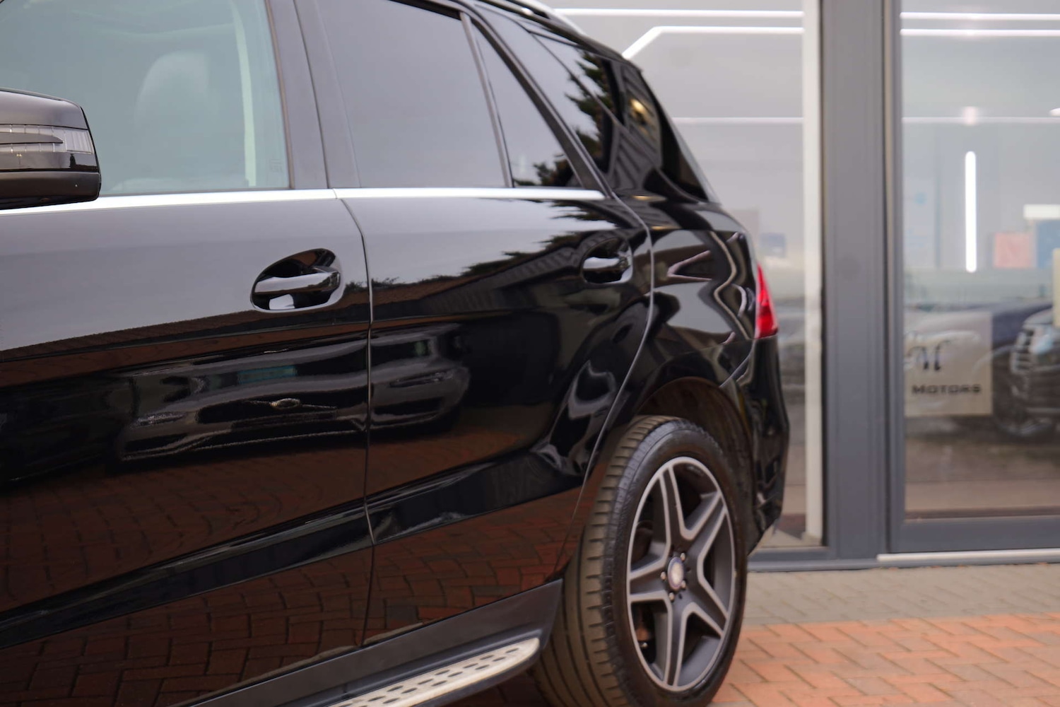 Used Mercedes-Benz GLE 2016 for sale - 76414881: Photo 2