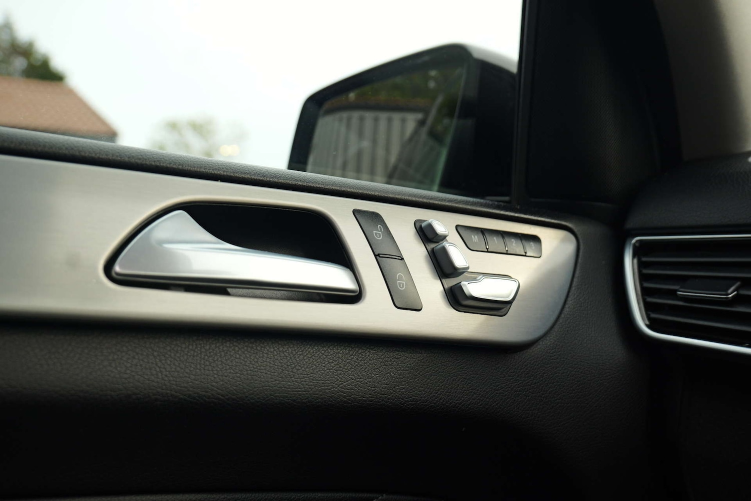 Used Mercedes-Benz GLE 2016 for sale - 76414881: Photo 60