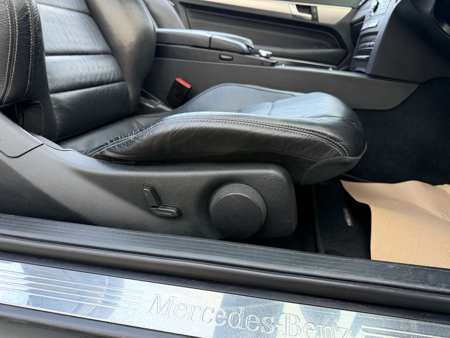 Used Mercedes-Benz E Class 2016 for sale - 77139198: Photo 30