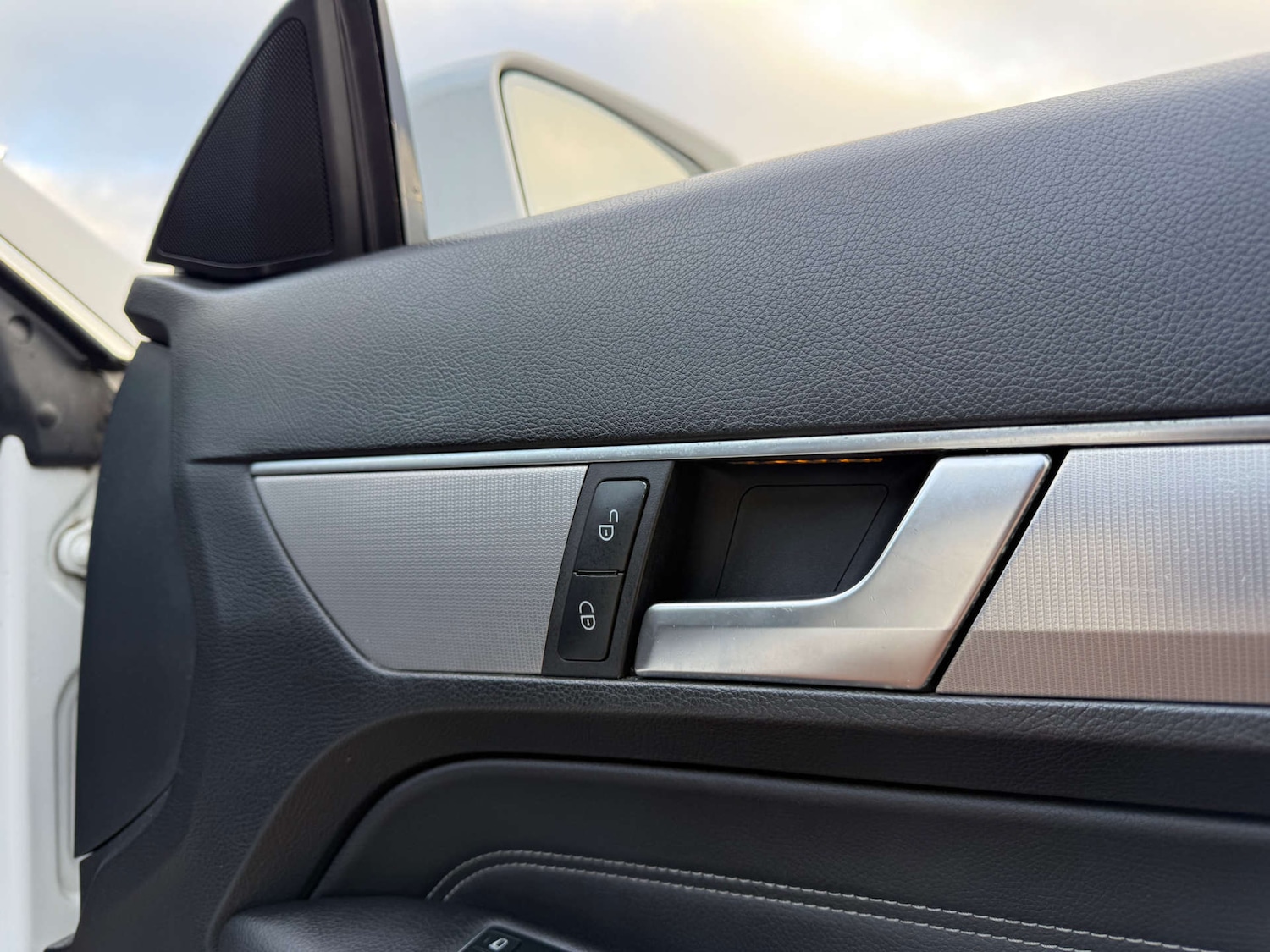 Used Mercedes-Benz E Class 2016 for sale - 77139198: Photo 65