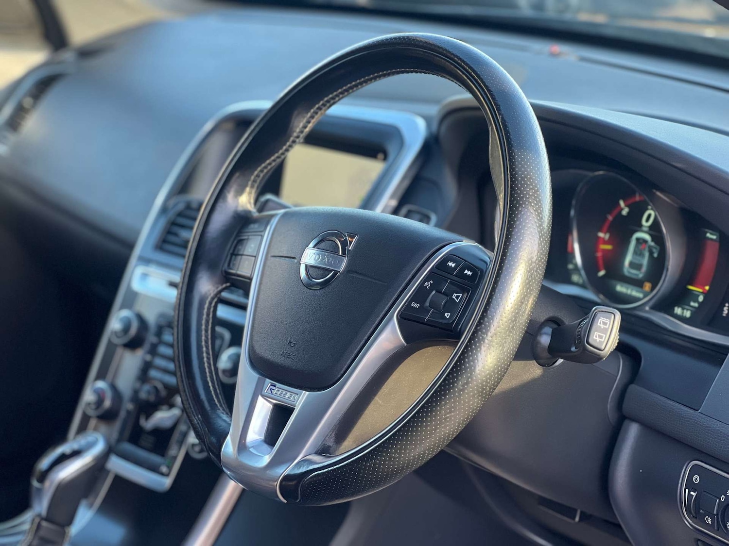 Used Volvo XC60 2013 for sale - 77621911: Photo 17