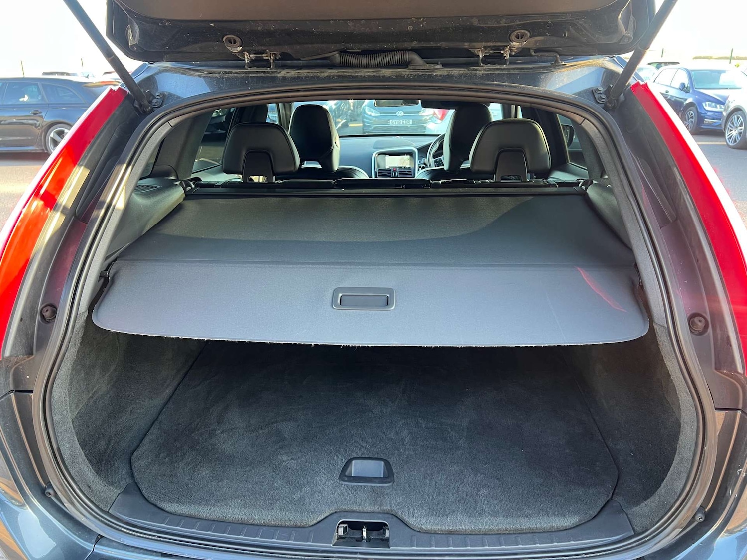 Used Volvo XC60 2013 for sale - 77621911: Photo 43