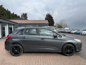 Used Citroen C4 2015 for sale - 75683785: Photo