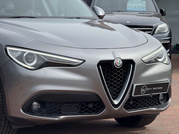 Used Alfa Romeo Stelvio 2018 for sale - 75500235: Photo 16