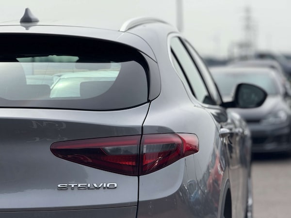 Used Alfa Romeo Stelvio 2018 for sale - 75500235: Photo 18