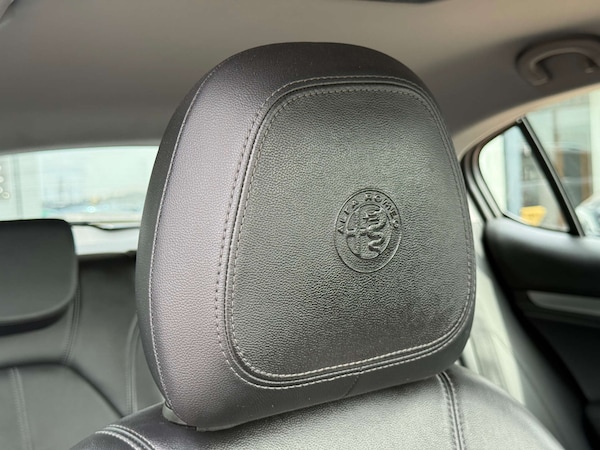 Used Alfa Romeo Stelvio 2018 for sale - 75500235: Photo 30