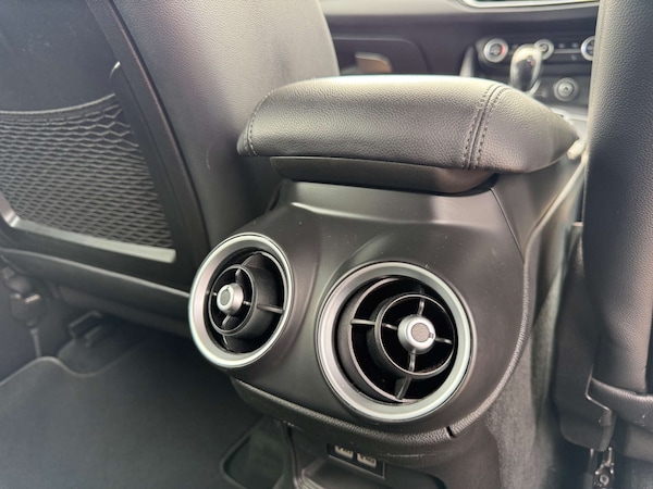 Used Alfa Romeo Stelvio 2018 for sale - 75500235: Photo 87