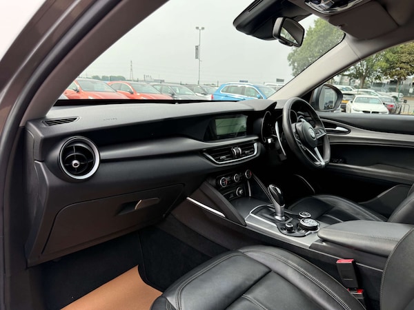 Used Alfa Romeo Stelvio 2018 for sale - 75500235: Photo 91