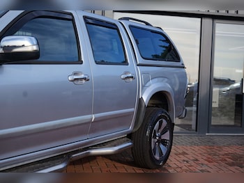 Used Isuzu Rodeo 2012 for sale - 76402702: Photo