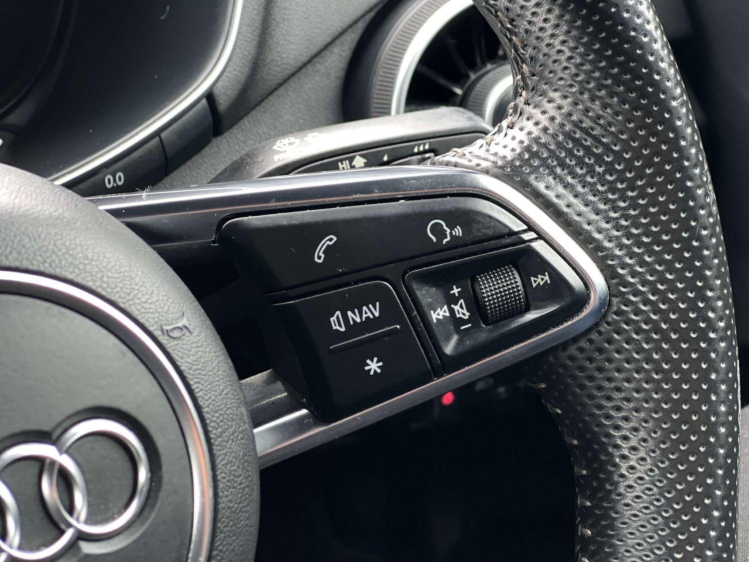 Used Audi TT 2015 for sale - 77380663: Photo 23