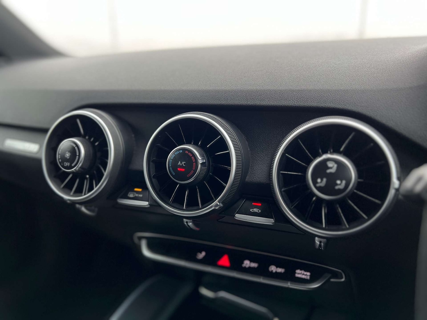 Used Audi TT 2015 for sale - 77380663: Photo 39