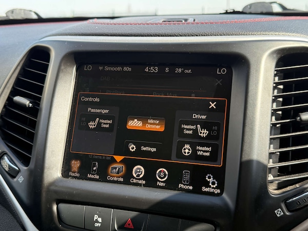 Used Jeep Cherokee 2015 for sale - 75157697: Photo 32