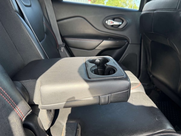 Used Jeep Cherokee 2015 for sale - 75157697: Photo 38
