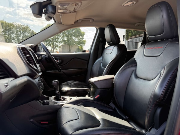 Used Jeep Cherokee 2015 for sale - 75157697: Photo 40