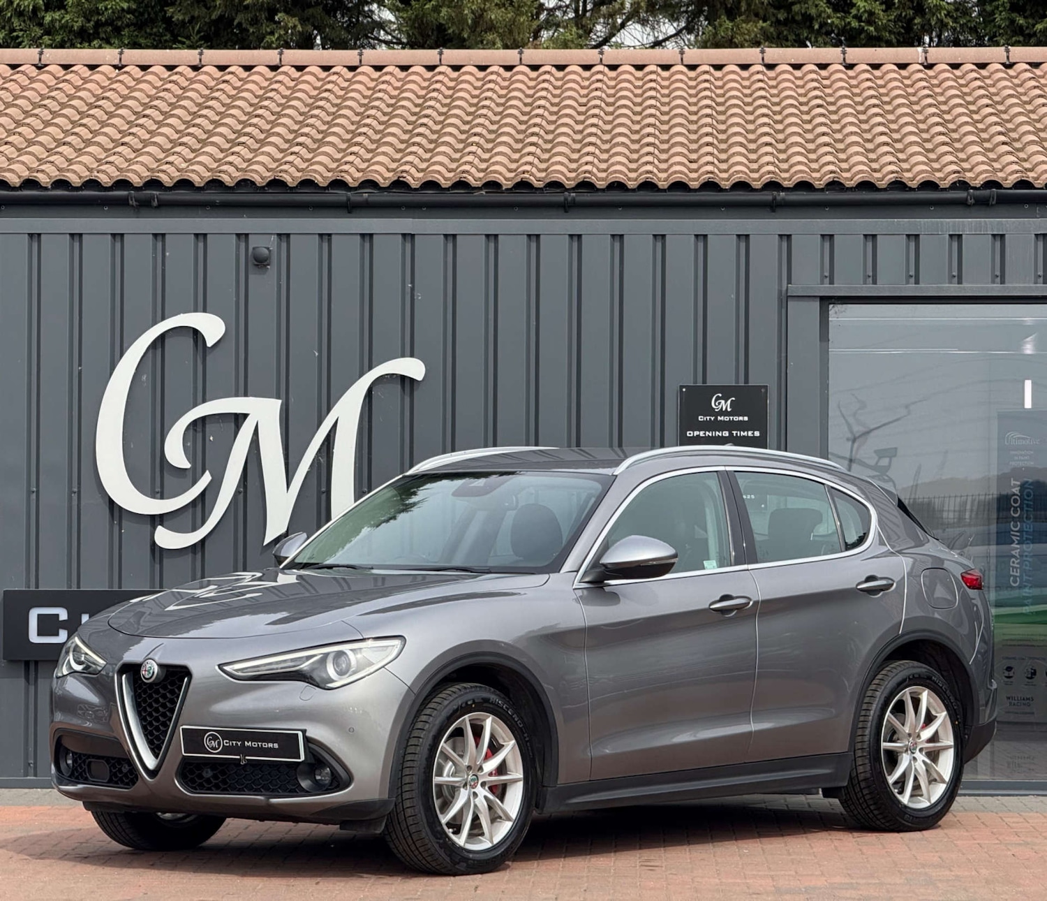 Used Alfa Romeo Stelvio 2018 for sale - 76601735: Photo 1