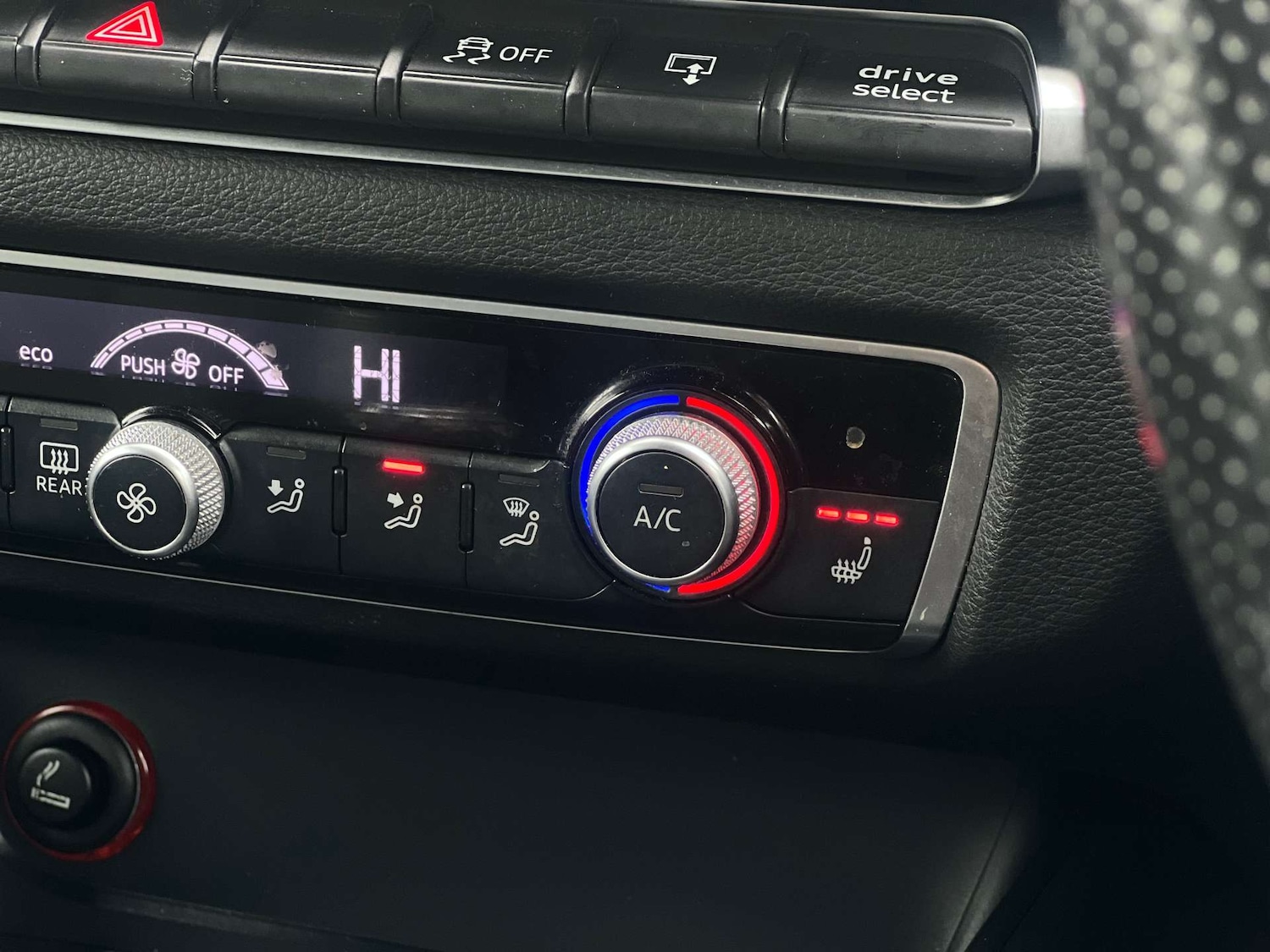 Used Audi A3 2015 for sale - 77667910: Photo 32