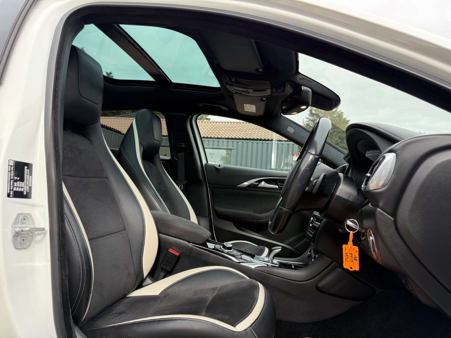 Vehicle 28