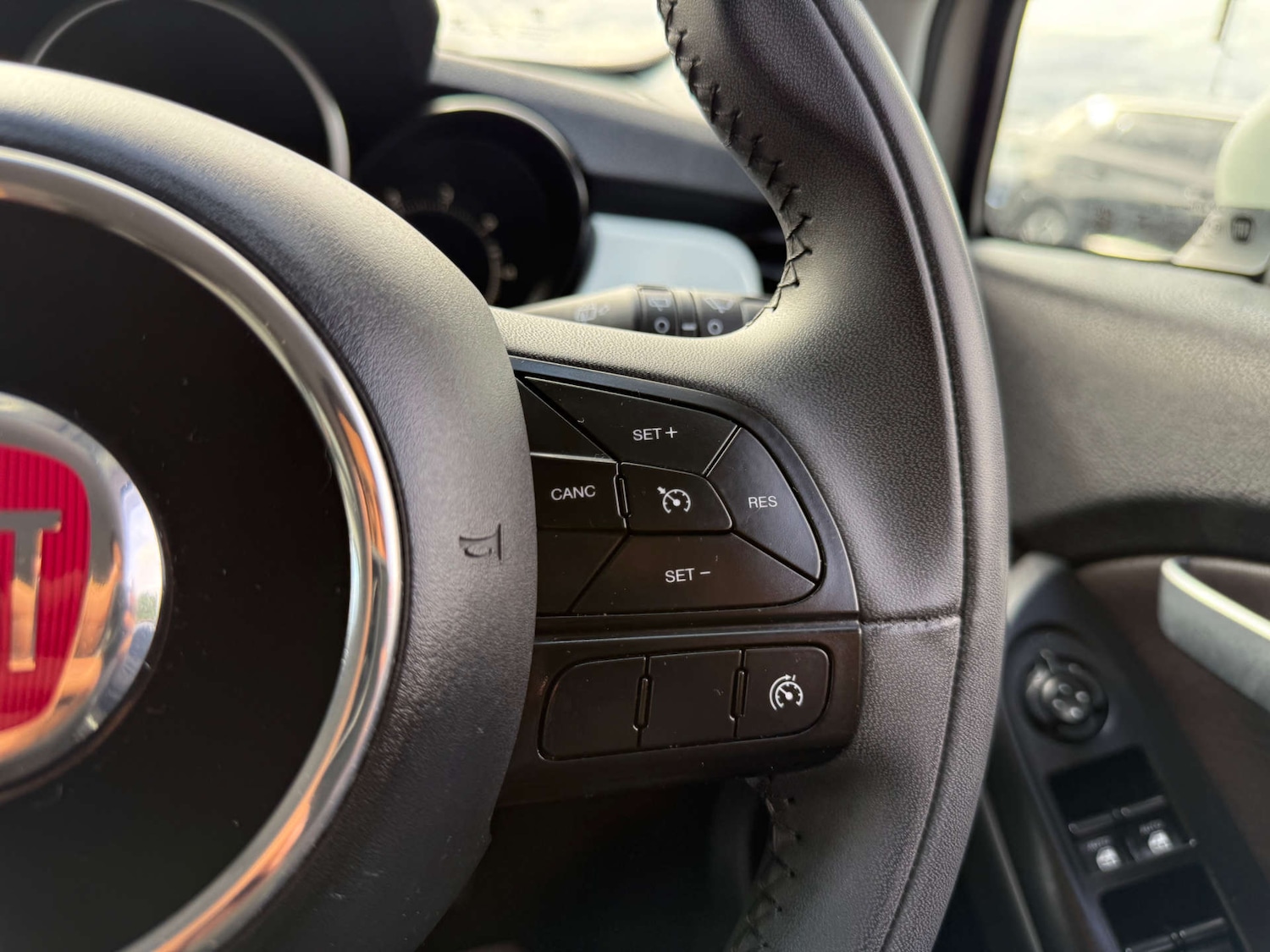 Used Fiat 500X 2018 for sale - 76017054: Photo 60