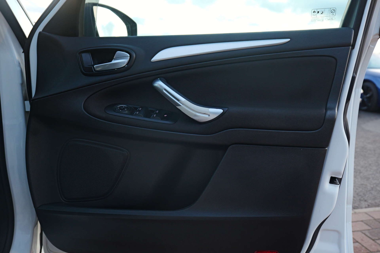 Used Ford S-Max 2012 for sale - 77271552: Photo 14