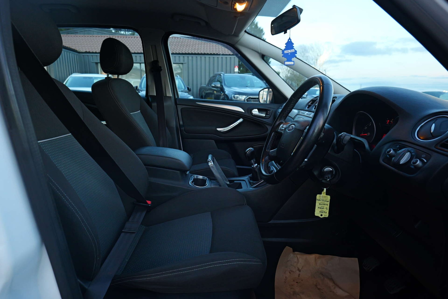 Used Ford S-Max 2012 for sale - 77271552: Photo 17