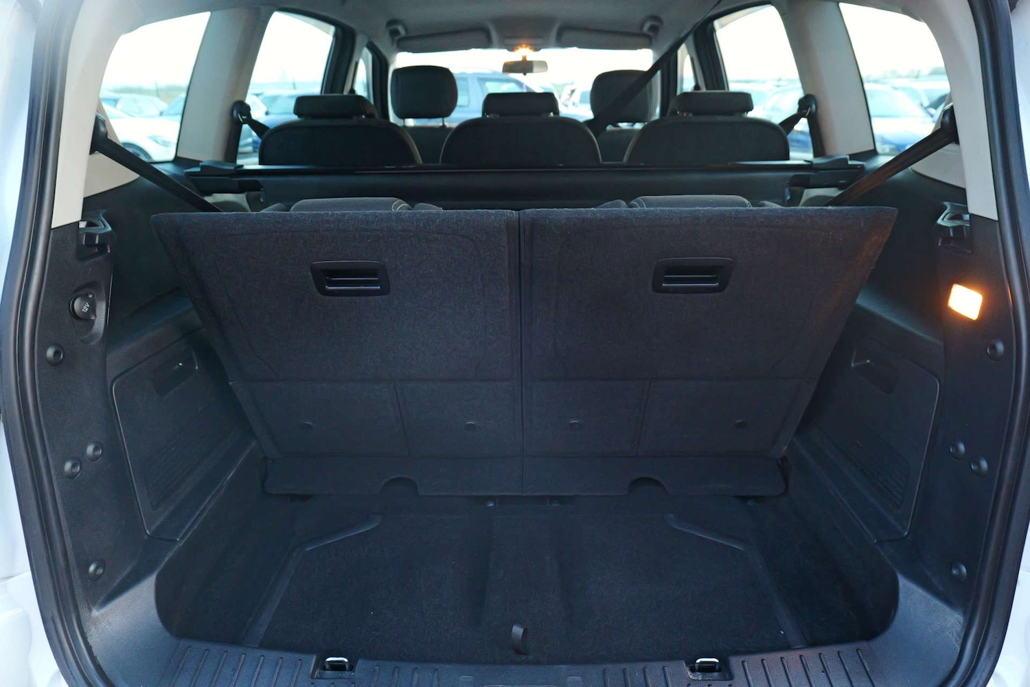 Used Ford S-Max 2012 for sale - 77271552: Photo 7