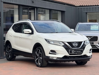 Used Nissan Qashqai 2017 for sale - 76056625: Photo