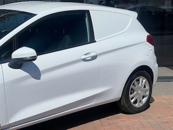 Used Ford Fiesta 2019 for sale - 78456190: Photo
