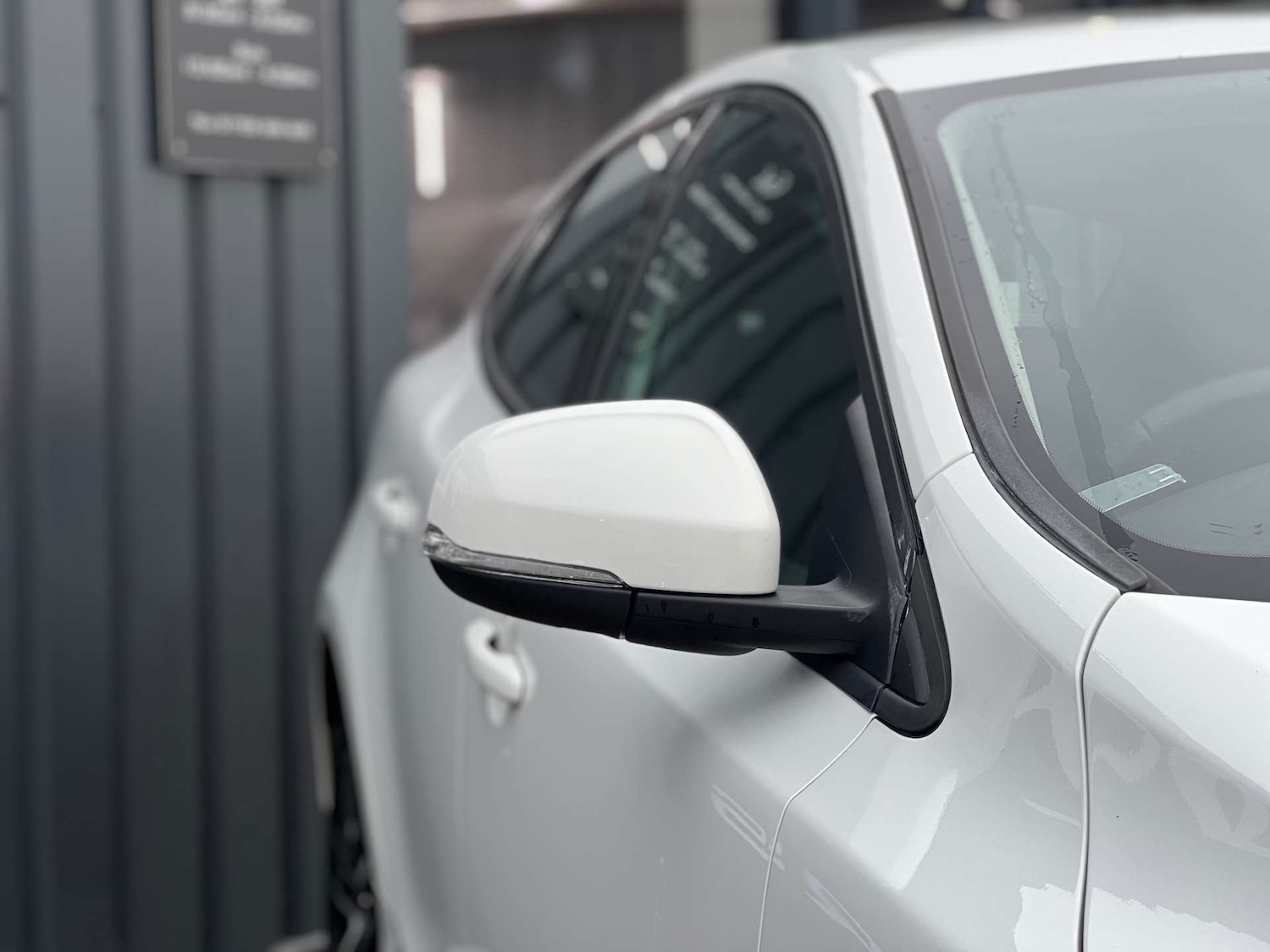 Used Volvo V40 2018 for sale - 77184856: Photo 12