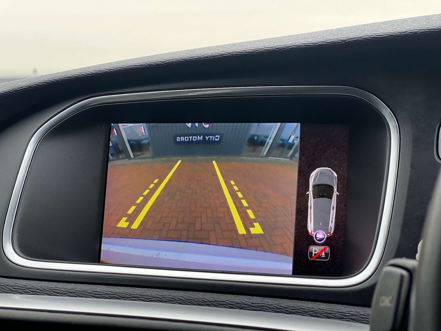 Used Volvo V40 2018 for sale - 77184856: Photo 26