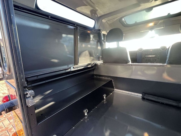 Used Land Rover Defender 2016 for sale - 73434223: Photo 33