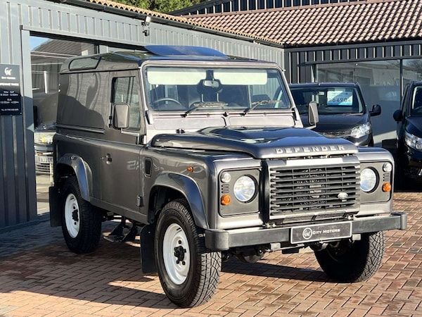 Used Land Rover Defender 2016 for sale - 73434223: Photo 3