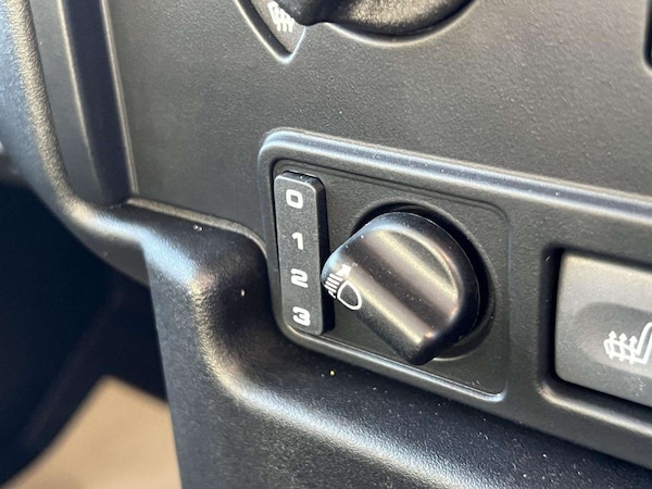 Used Land Rover Defender 2016 for sale - 73434223: Photo 72