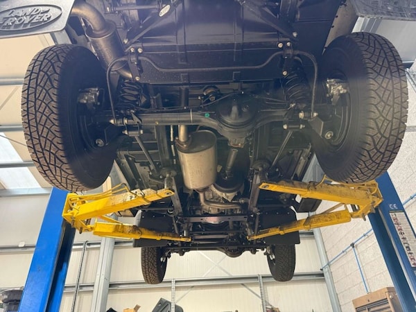 Used Land Rover Defender 2016 for sale - 73434223: Photo 89