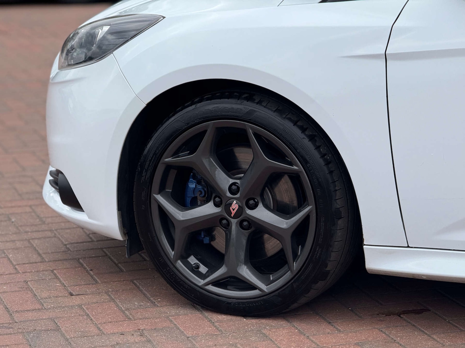 Used Ford Focus 2012 for sale - 76037430: Photo 14