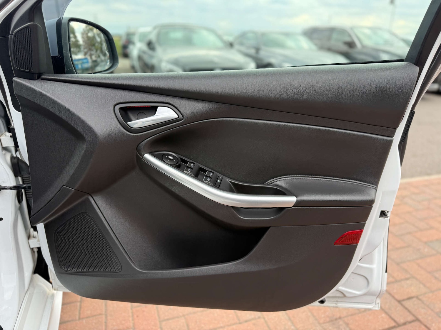 Used Ford Focus 2012 for sale - 76037430: Photo 23