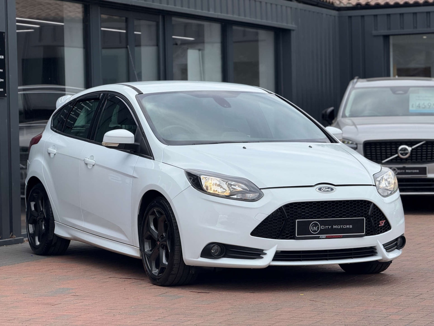 Used Ford Focus 2012 for sale - 76037430: Photo 3