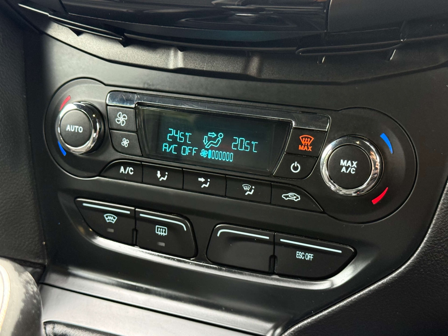 Used Ford Focus 2012 for sale - 76037430: Photo 35