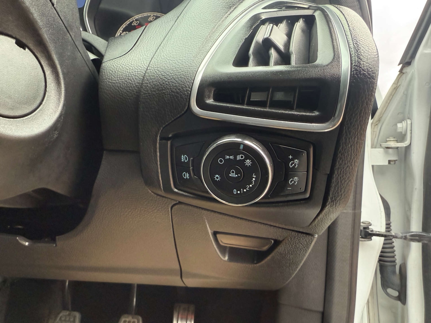 Used Ford Focus 2012 for sale - 76037430: Photo 58