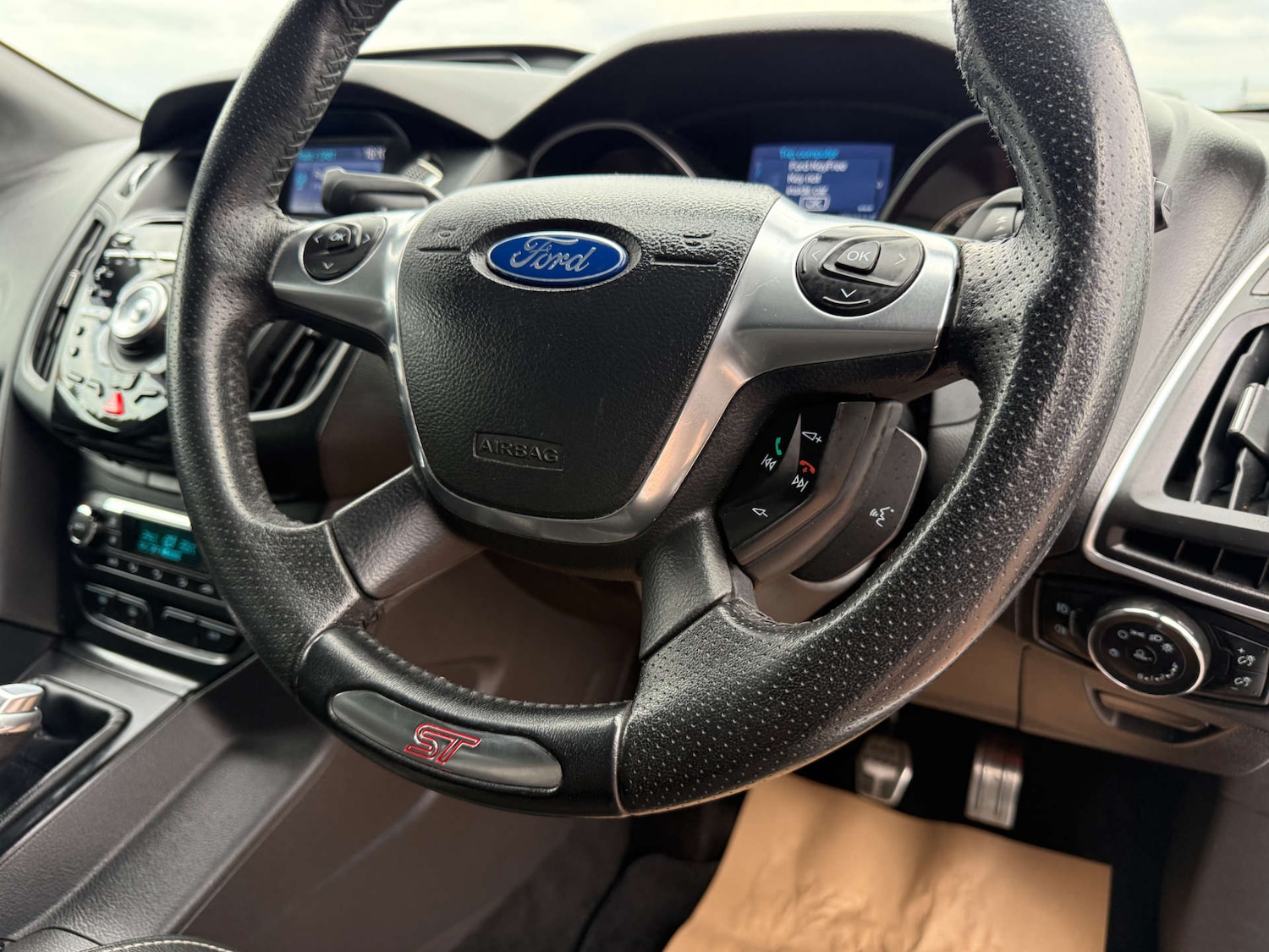 Used Ford Focus 2012 for sale - 76037430: Photo 60