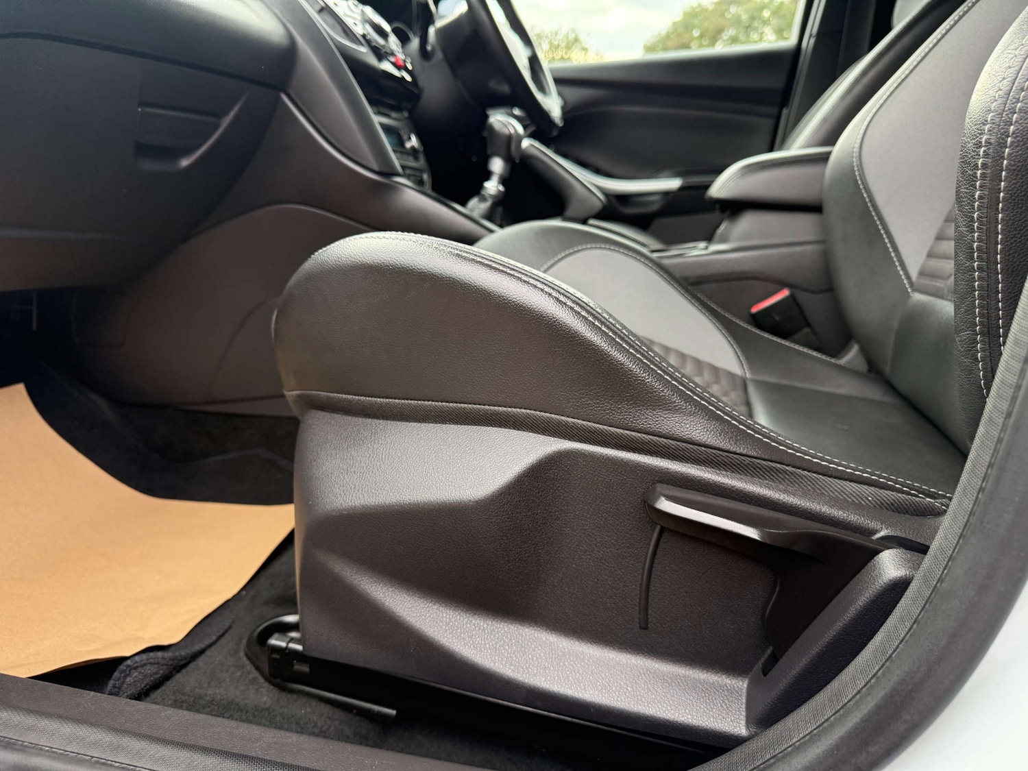 Used Ford Focus 2012 for sale - 76037430: Photo 85