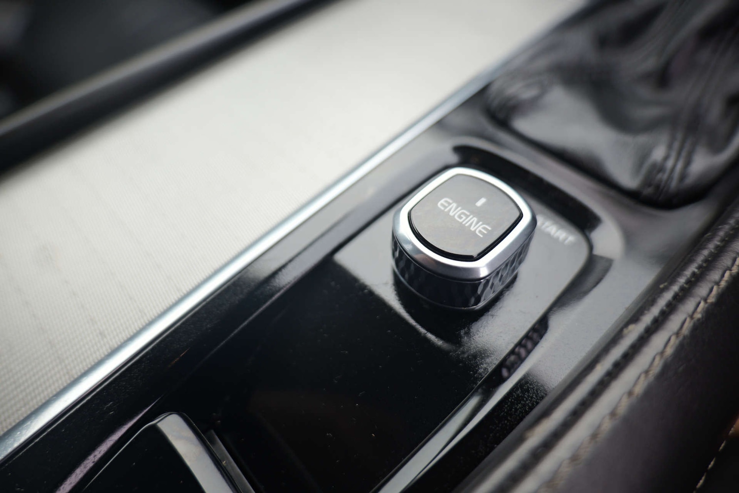 Used Volvo XC90 2015 for sale - 77247854: Photo 24