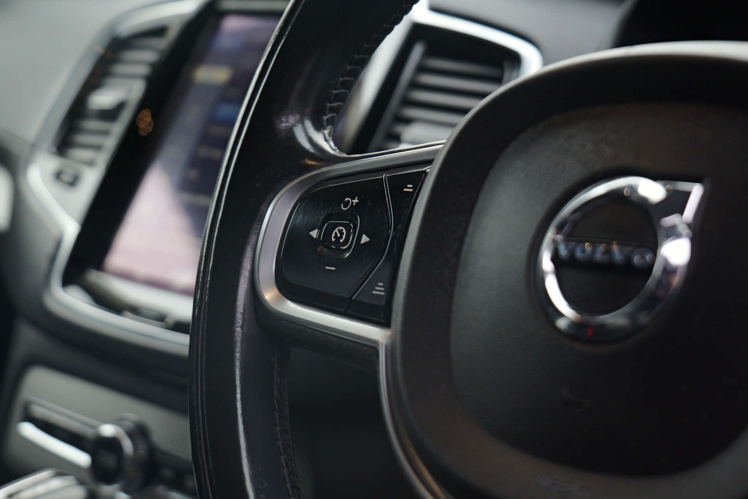 Used Volvo XC90 2015 for sale - 77247854: Photo 26