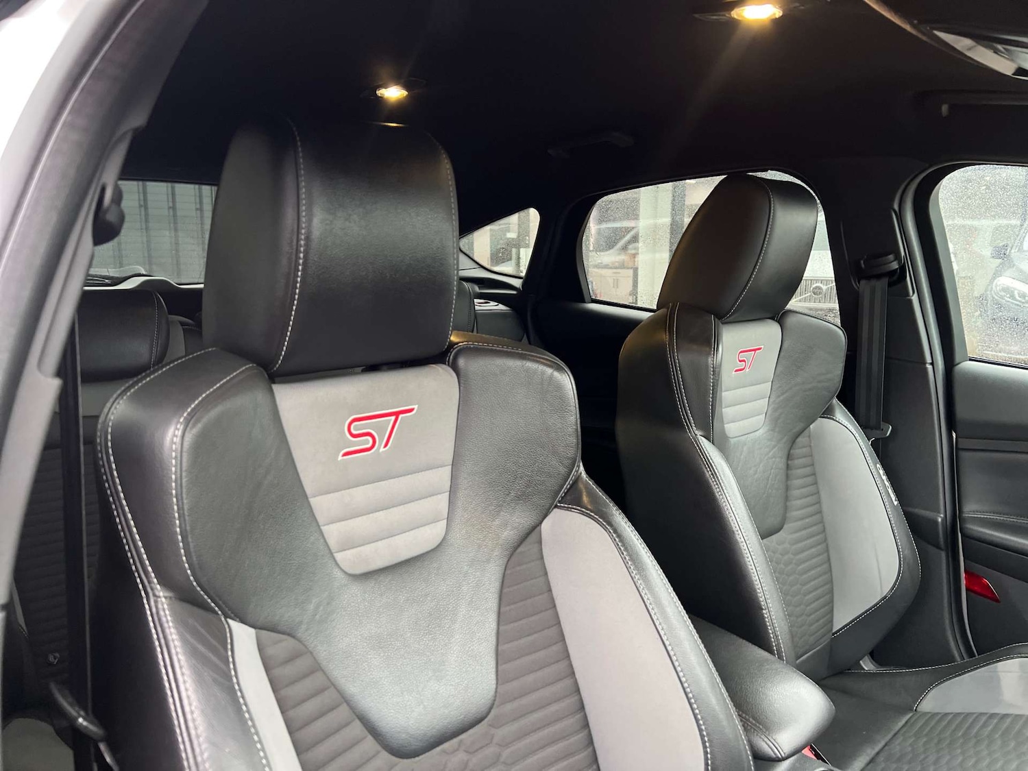 Used Ford Focus 2016 for sale - 77422868: Photo 16