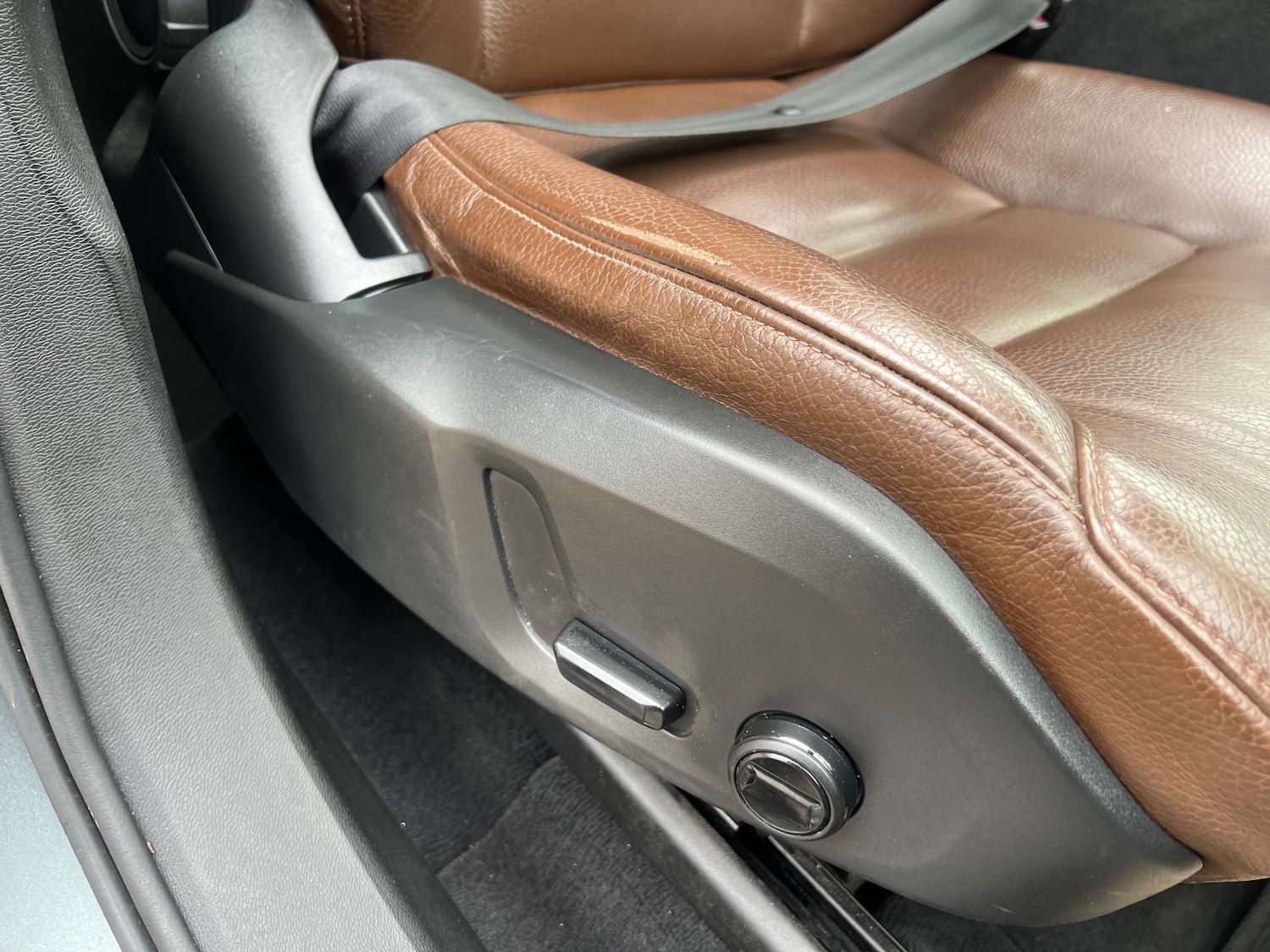 Used Volvo XC60 2018 for sale - 77276676: Photo 18