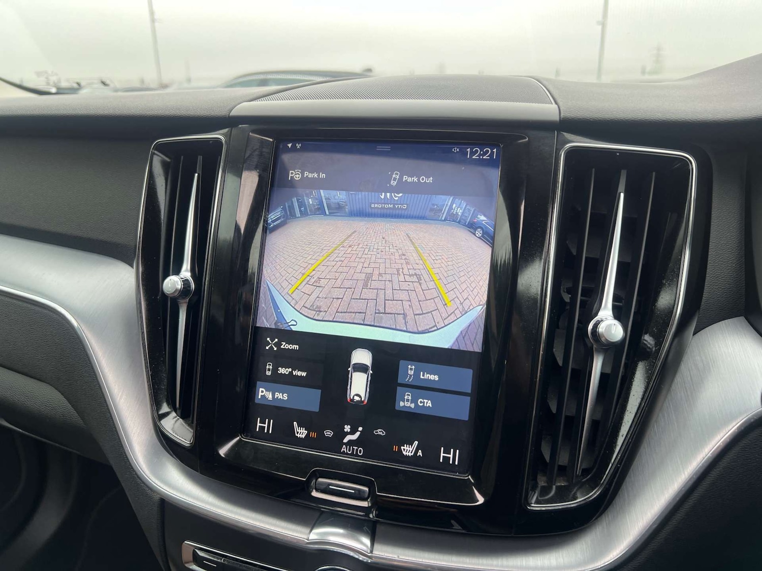 Used Volvo XC60 2018 for sale - 77276676: Photo 32