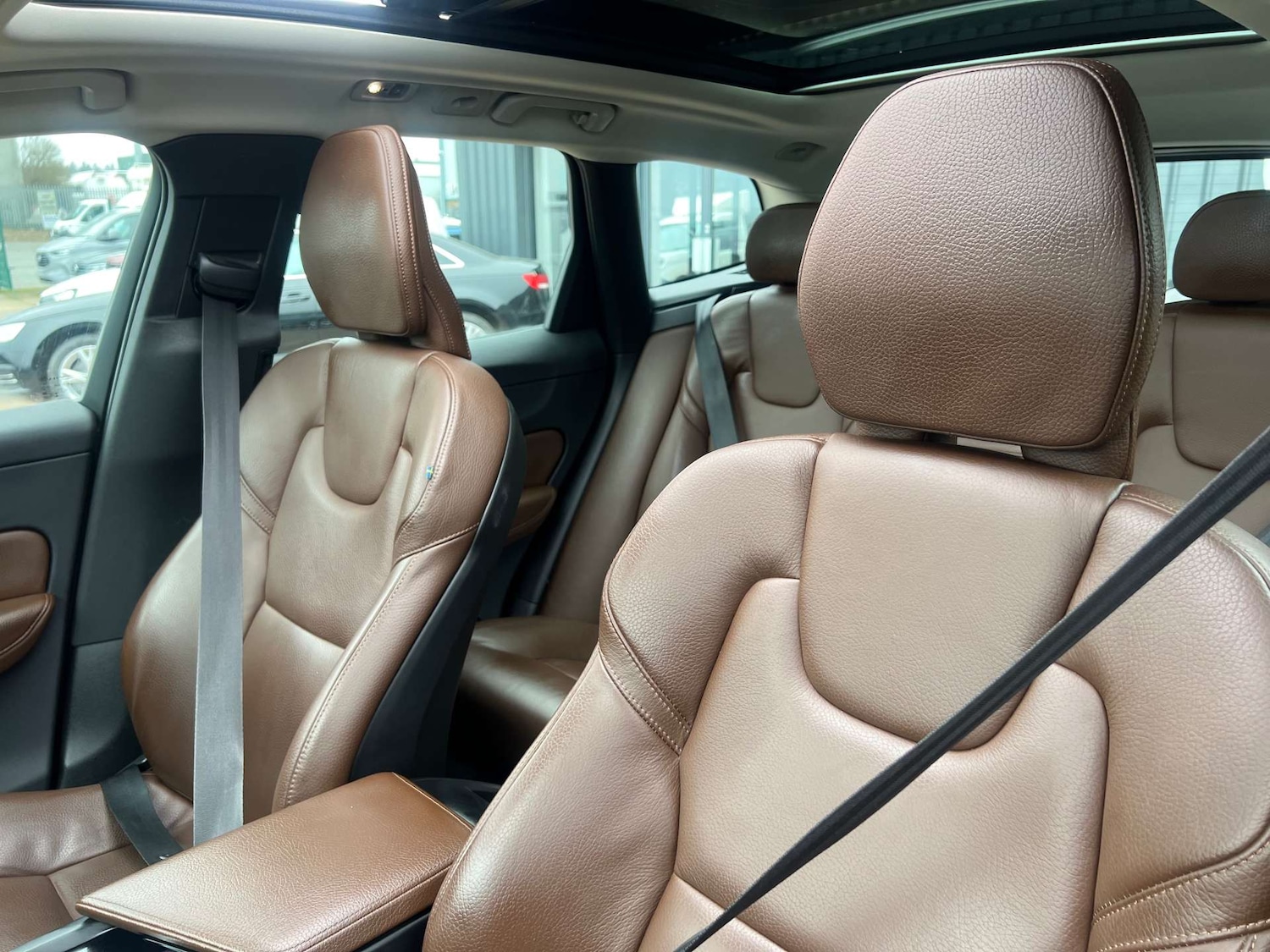 Used Volvo XC60 2018 for sale - 77276676: Photo 41