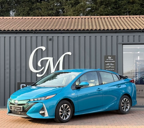 Used Toyota Prius 2018 for sale - 76278063: Photo 1