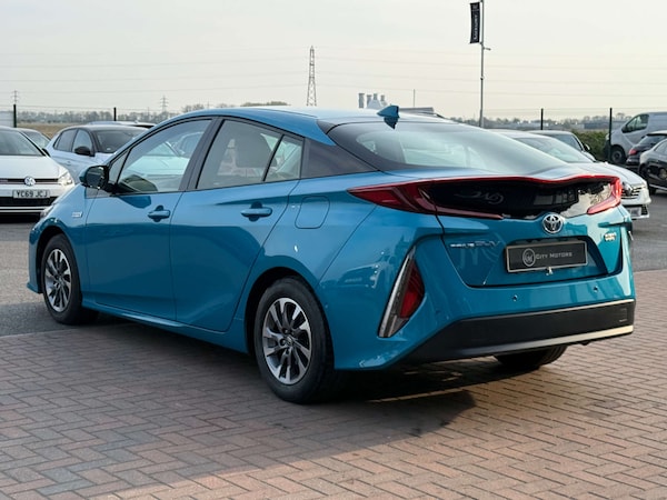 Used Toyota Prius 2018 for sale - 76278063: Photo 35