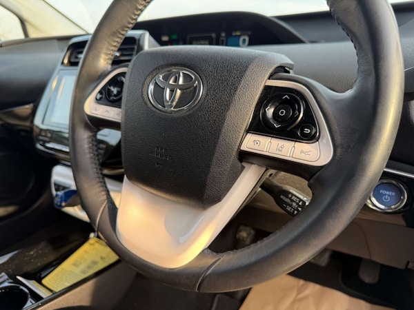Used Toyota Prius 2018 for sale - 76278063: Photo 45
