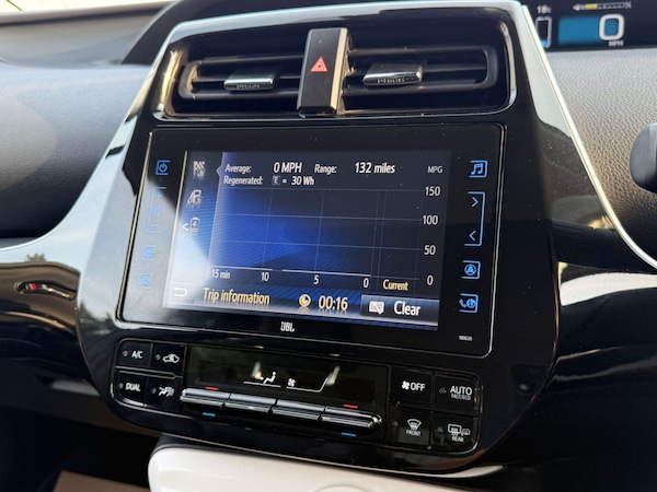Used Toyota Prius 2018 for sale - 76278063: Photo 72